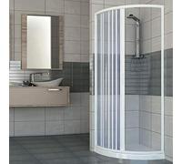 Cabine de douche à une porte ouverture latérale semi-circulaire. Produit en PVC non toxique auto-extinguible. Réductible par la coupe du rail. Couleur blanche.