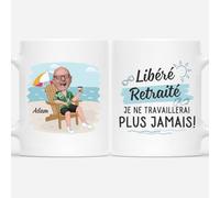 Cadeau Plus Mug Personnalisé Prénom Et Photo - Libéré, Délivré, Retraité Plage - Cadeau depart collegue, cadeau retraite, tasse depart collegue de travail, mug retraite (Homme)