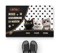 Cadeau Plus Tapis Personnalisé Prénom - Nous Gouvernons La Maison - Paillasson Entree, Tapis personnalisé entrée, Paillasson Chat Personnalisé, paillasson Interieur Personnalisable (Modèle #3)