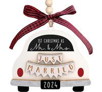 Cadeaux de Mariage pour Les Couples 2025 Bois de 3, 9 Pouces First Christmas Marié Ornement 2025 Mr et Mme Cadeaux Suspendus Juste mariés pour Les Jeunes mariés, Arbre Noël, Manteau, Guirlande