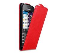 cadorabo Coque pour Blackberry Q10 en Rouge DE Pomme - Housse Protection en Style Flip avec Fermoire Magnétique - Etui Poche Folio Case Cover