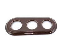 Cadre encastrable triple marron, idéal pour trois interrupteurs. Son design élégant et fonctionnel s'intègre dans n'importe quel décor, fusionnant esthétique et praticité en un seul accessoire.