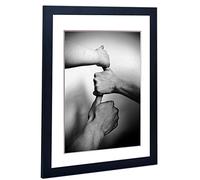 Cadre photo Alice avec passe-partout et verre acrylique I Couleur Noir I Cadre de 70x70 cm I Taille de l'image 60x60 cm