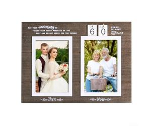 Cadre photo anniversaire avec deux zones photo de 10 x 15 cm et structure en bois, développé pour la narration de relations d'aujourd'hui et d'aujourd'hui