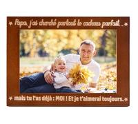 Cadre Photo Papa - Cadeau Original et Drôle - “Papa, j’ai cherché partout le cadeau parfait… mais tu l’as déjà : moi ! ” - Idée Cadeau Humour Fête des Pères, Noël, Anniversaire