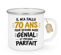 Café-Croissant - Mug 70 Ans Pour Devenir Aussi Génial Et Presque Parfait - | Idée cadeau original pour fêter 70 ans de vie incroyable