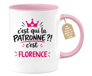 Café-Croissant - Mug C'est Qui La Patronne ?! C'est Florence - Rose/Céramiq | Mug humoristique avec la phrase 'C'est qui la patronne ?! C'est Florence'