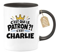 Café-Croissant - Mug C'est Qui Le Patron ?! C'est Charlie - Noir/Céramique | Mug humoristique avec la question incontournable : C'est qui le patron ?! C'est Charlie