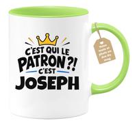 Café-Croissant - Mug C'est Qui Le Patron ?! C'est Joseph - Vert/Céramique | Mug humoristique avec la question incontournable : C'est qui le patron ?! C'est Joseph