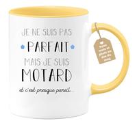 Café-Croissant - Mug Personnalisable Texte Photo Humour Je Ne Suis Pas | Parfait Mais Je Suis Motard - Cadeau Noël Original Drôle Tasse Moto Homme - Jaune/Céramique
