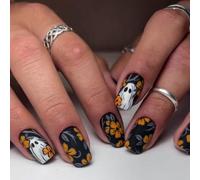 Caiguuer 24pcs fantômes Halloween faux henné noir court faux ongles pour les femmes et les filles