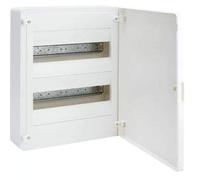 Caja de superficie golf serie VS, 2 filas, 24M, puerta opaca blanca y regleta