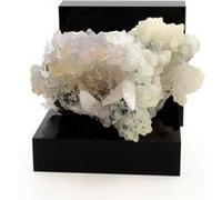 Calcite Macle + Fleur D'améthyste. 1649.0 Ct. Minas Gerais, Brésil.