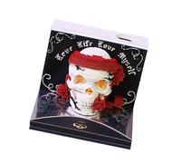 Calendrier de table stéréoscopique en couches « Twenty Twenty Six » avec mise en évidence de la tête de mort, plan de gravure non collé, champs de notes non collés, planification et arrangement