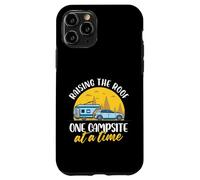 Camping-car pop-up « Eleving The Roof One Camping At A Time » Coque pour iPhone 11 Pro
