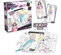 Canal Toys Tablette Lumineuse - Mode avec Kit Créatif Complet - Table Dessin LED avec Crayons, Pochoirs et Stickers - Set Design Vêtements avec Accessoires pour Enfants