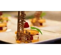 Cap Adrénaline Cours de macarons avec un chef à Paris 3ème