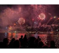 Cap Adrénaline Excursion nocturne en bateau pour voir le feu d'artifice depuis la baie de Cannes