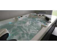 Cap Adrénaline Jacuzzi et massage bien-être à Saint-Jean-d'Angle près de Rochefort