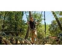 Cap Adrénaline Parcours d'accrobranche à Vallon Pont d'Arc en Ardèche