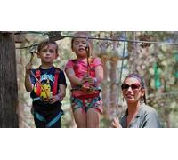 Cap Adrénaline Parcours d'accrobranche dans la forêt d'Acrobates à Montagnac