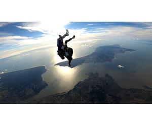 Cap Adrénaline Saut en Parachute face à l'île d'Oléron