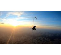 Cap Adrénaline Saut en Parachute Tandem à Saint-Florentin près de Paris