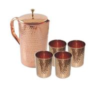 Carafe indienne en cuivre pur martelé avec 4 verres pour guérison ayurvédique 1,5 l