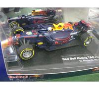 Carrera Evolution 27565 Formel 1 Red Bull Tag Heuer RB13 D.Ricciardo N°3 Neuf