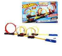 Hot Wheels Camion Transporteur de Piste Stunt and Go avec Looping et Rampe de Lancement Pliable pour 18 Voitures, Jouet pour Enfant, GCK38