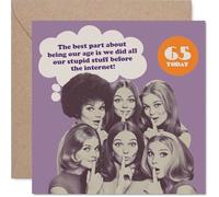 Carte d'anniversaire coquine pour 65e anniversaire - Did All Our Daft Antics Before It Went Viral - Photo rétro avec six femmes qui jaillissent et bulle spirituelle - Carré de 145 mm, enveloppe