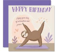 Carte d'anniversaire ludique - Étirez-vous et détendez-vous - Paresseux ludique faisant du yoga sur un fond pastel violet rêveur - Idéal pour les amateurs de calme - Carré de 145 mm, enveloppe incluse