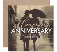 Carte d'anniversaire romantique - A Stroll Down Memory Lane - Motif couple vintage sous parapluie - Touche de romance à l'ancienne - Carré de 145 mm, enveloppe incluse