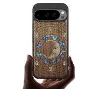 Carveit Bois Étui pour Google Pixel 10/10 Pro Magnétique Coque, Incrustation de Coquille de Téléphone Compatible Magsafe avec Pixel 10/10 Pro Etui (Noyer-Énigme Manuscrite)