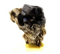 Cassiterite, Muscovite. 87.5 Ct. Pingwu Beryl Mine, Mianyang, Sichuan, Chine.