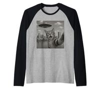 Cat Selfie With Alien UFO Shirt Denver Cat UFO Invasion Manche Raglan