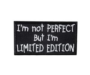 Catch the Patch Biker Citation Perfect But Limited Edition Patch Thermocollant 9 x 5 cm à repasser pour Adulte avec Style Humour Trash, Écusson Provoc Couture Jean