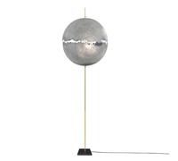 CATELLANI & SMITH lampadaire POSTKRISI F 64 (Diffuseur naturel, tige en laiton et base noire - Métal et fibre de verre)