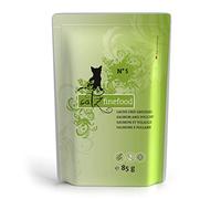 catz finefood N° 5 Saumon & Volaille Nourriture Fine pour Chat Humide, raffinée avec épinards et Tomate, 8 sachets de 85 g