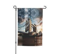 Ce drapeau de jardin historique Old Tower Bridge London est la bienvenue aux invités dans votre maison avec un style unique. Parfait pour n'importe quelle terrasse, patio, porche ou véranda et faites