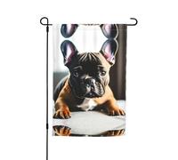 Ce drapeau de jardin imprimé bouledogue français est la bienvenue aux invités dans votre maison avec un style unique. Parfait pour n'importe quelle terrasse, patio, porche ou véranda et fait de