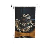 Ce drapeau de jardin imprimé chapeau de rodéo de l'Ouest américain est la bienvenue aux invités dans votre maison avec un style unique. Parfait pour n'importe quelle terrasse, patio, porche ou véranda
