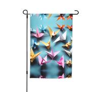 Ce drapeau de jardin imprimé grues en papier origami est la bienvenue aux invités dans votre maison avec unique. Parfait pour n'importe quelle terrasse, patio, porche ou véranda et fait de charmantes