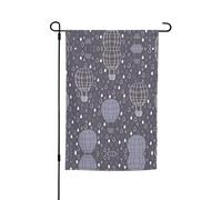 Ce drapeau de jardin imprimé montgolfière est la bienvenue aux invités dans votre maison avec un style unique. Parfait pour n'importe quelle terrasse, patio, porche ou véranda et fait de charmantes