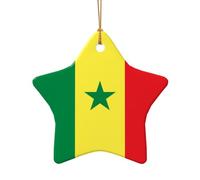 Ce pendentif en forme d'étoile en céramique avec motif d'arbre de Noël du Sénégal est parfait pour les fêtes de Noël d'hiver et la décoration de la maison.