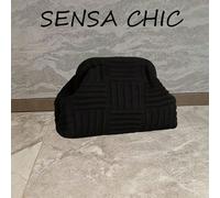 Ce sac pochette nuage de couleur bonbon frais présente un design en maille ajourée léger et respirant, parfait pour les étudiantes universitaires et les femmes actives pour les sorties à la plage ou c