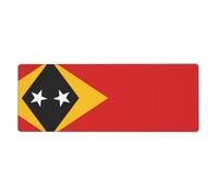 Ce tapis de clavier et de souris drapeau du Timor-Leste de 30,5 x 80 cm est conçu pour les ordinateurs, les consoles, les bureaux, et est également adapté pour les jeux et les études.
