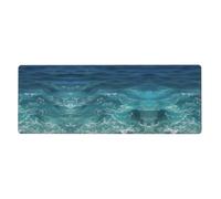 Ce tapis de clavier et de souris The Deep Ocean de 30,5 x 80 cm est conçu pour les ordinateurs, les consoles, les bureaux, et est également adapté pour les jeux et les études.