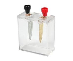 Cellule d ' expérimentation d ' électricité à l ' Eau salée avec Deux | Cellule d ' expérimentation rectangulaire claire, connexions supérieures rouges et noires, leçons pratiques