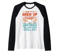Certains d'entre nous ont grandi en jouant avec les avions les plus cool Manche Raglan